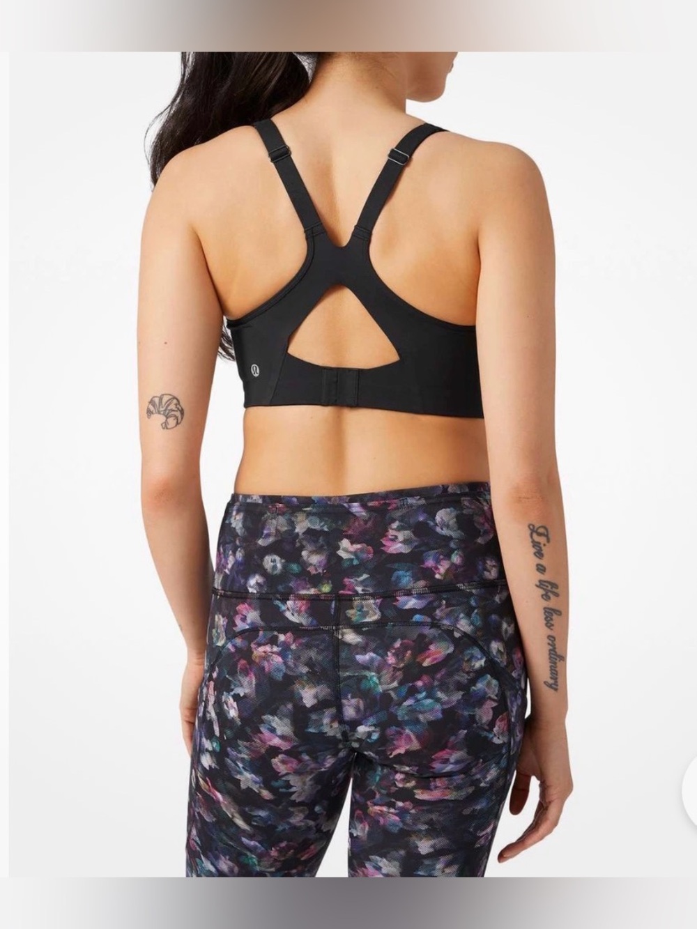 Lululemon All Powered Up Bra in black size Medium (8-10) will fit most B-D cups - Picture 1 of 8